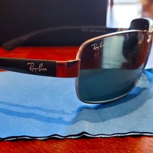 Ray-Ban RB3379 Polarized Sunglasses